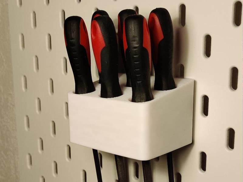 Skadis Needle file holder