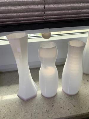 4x Vase – Simple and clean