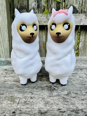Jumbo Llama and Lady Llama Clicker