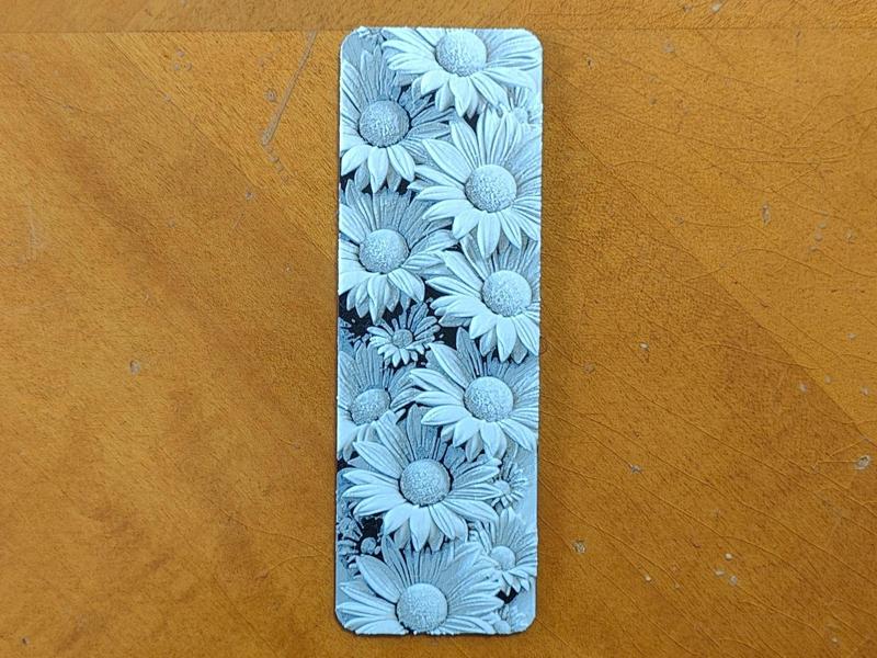 Daisy Flower Bookmark – Hueforge