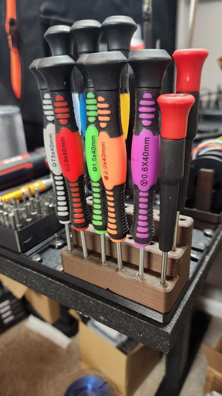 Gridfinity 1×2 Mini Screwdriver Holder 7u