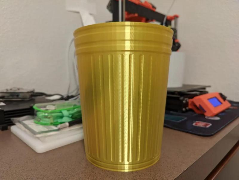 Galvanized Trash Can (vase mode print)