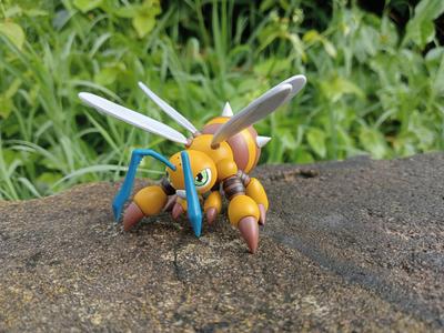 Digimon – Funbeemon/Fanbeemon