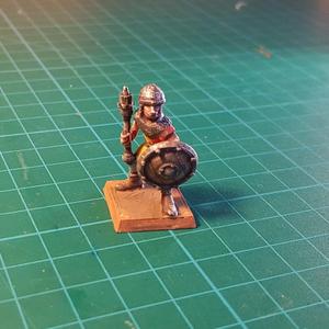 Soldier/Knight with mace 28mm (NO SUPPORTS)
