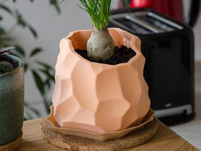 Carved Stone Vase - remeshed+drainage