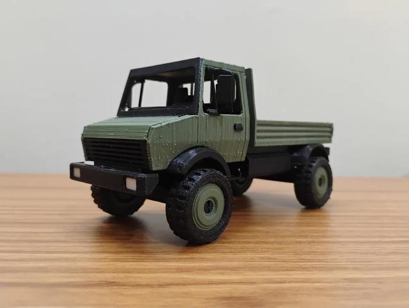 32 Scale Model U1650   