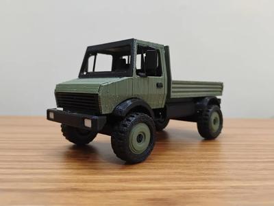 32 Scale Model U1650   