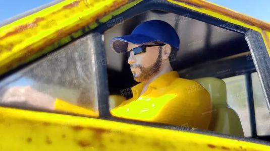 1/10 Driver With Shirt For Lexan Interiors