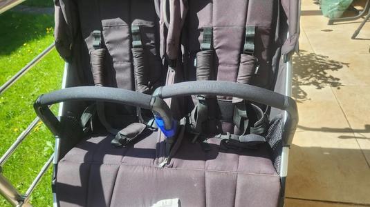 Thule Urban Glide 2 double stroller mount for bumper bar from single seat version