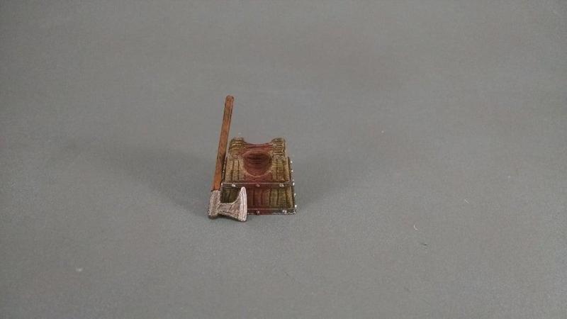 28mm Headsman’s Block and Axe