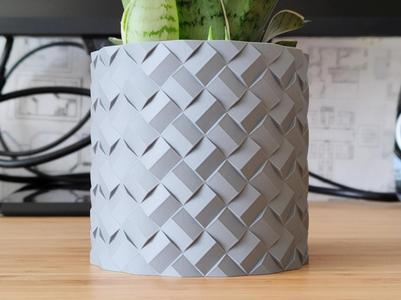 Geometric Wicker Plant Pot and Planter – Vase Style