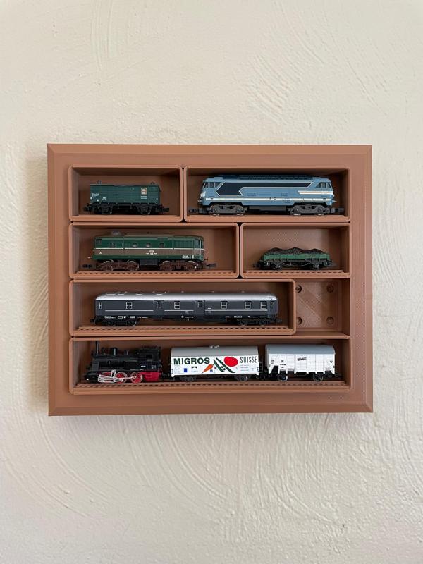 Model Train Gridfinity Display Frame Remix