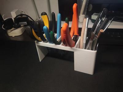 Tool storage rack