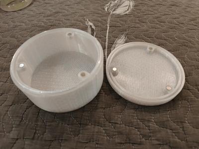 Round Magnetic Box