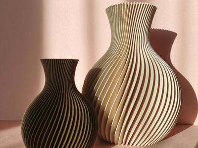 Elegant modern vase (Print in vase mode)