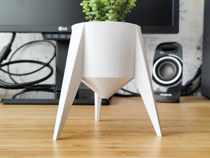 Star Probe Plant pot and Planter – The Invincible