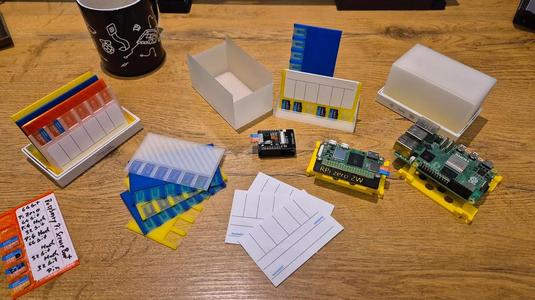 microSD Organizer V1.1 six pack – New: Box and Bottom