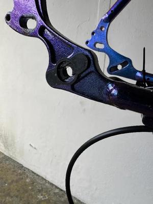 Omnium v3 insert lock