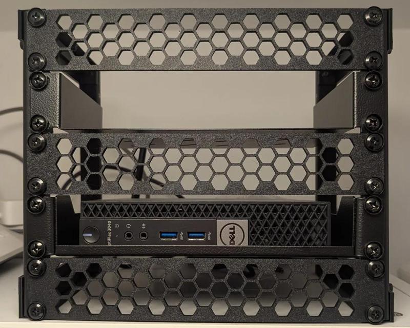 10" Mini Server Rack – 3D Printable   