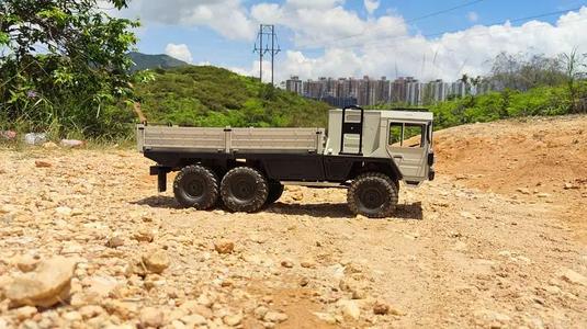 Crawler Cat 1 6×6 Sideboard Flatbed – 1/10 RC body attachment