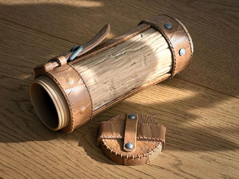 Medieval Giftbox – Scroll Case
