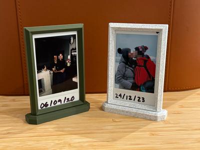 Polaroid Frame Stand