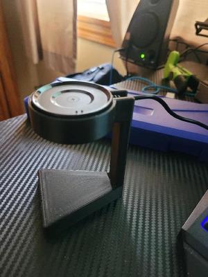 Carbonox Blaze Round smartwatch charging stand   