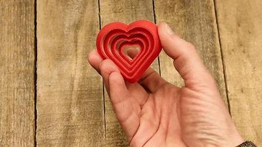 Love #2 – Heart Twist Fidget (Valentine’s Day)