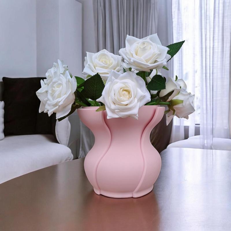 Ribbed Design Vase “Aera”