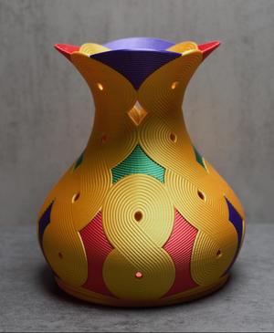 Sidewinder Vase / MM Edition