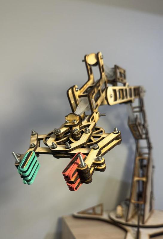 Mechanical Claw Design
