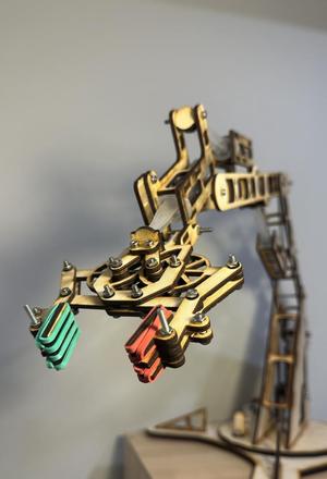 Mechanical Claw Design