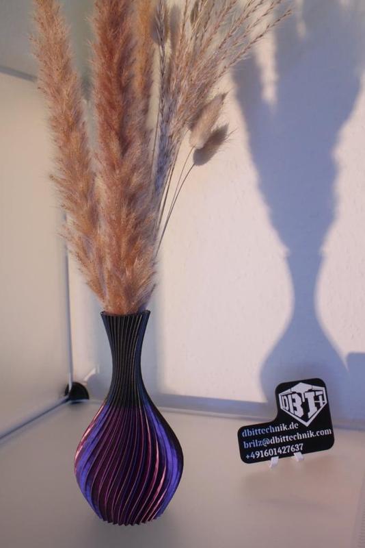 Spiky Vase Violetstream