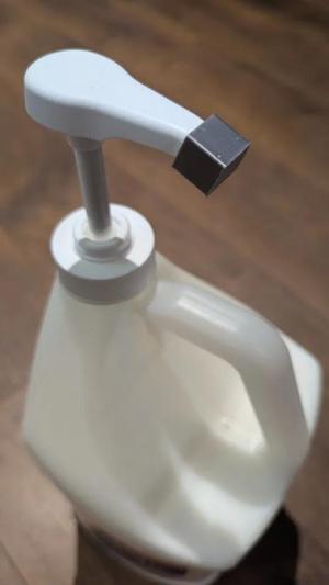 Pump Cap   