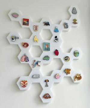Modular enamel pin display