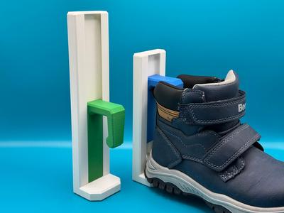 Gravity shoe holder (for wall mounting)