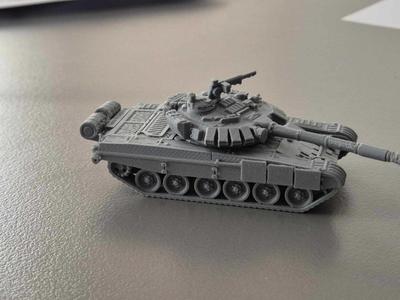 Tank T-72 1/65