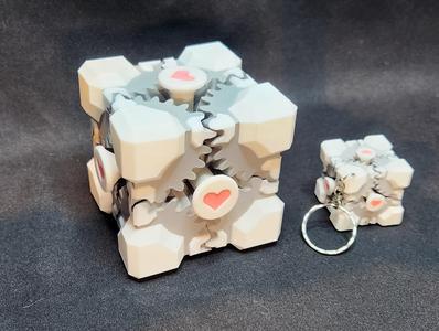 COMPANION CUBE GEAR FIDGET SPINNER / KEYCHAIN FIDGET