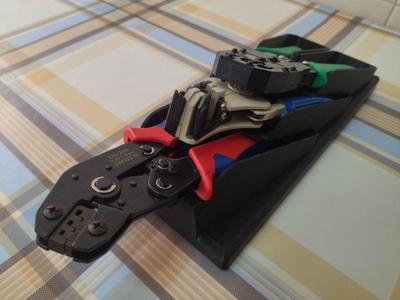 Gridfinity Pliers Holder Inclined 3 in 7×3