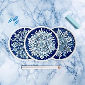 Snowflake Round Trays