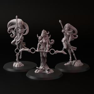 priestesses of light