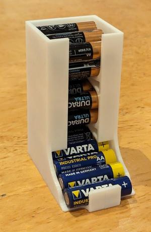 A better Compact Tabletop Battery Holder