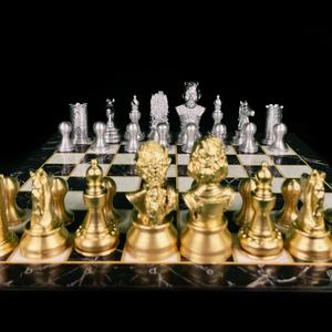 Game Of  Thrones Characters Chess Set