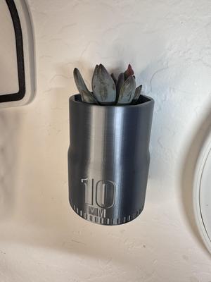 [LOST] 10mm Succulent wall mounted planter, for him, for the shop, for the office, fathers day