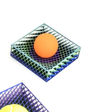 PERSPEKTIVA Small Square Dish // 115x115x35mm