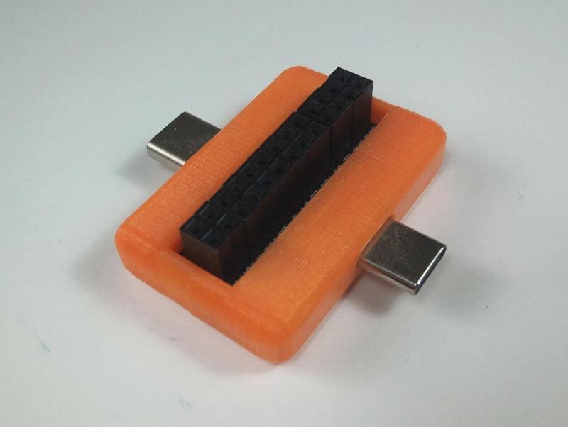 Cover for USB-C test board