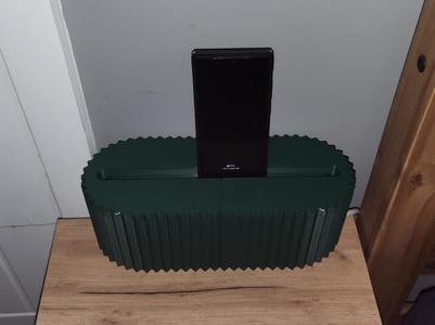 Bedside cable tidy and charging stand