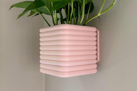 Square Wall Planter – The Poppy