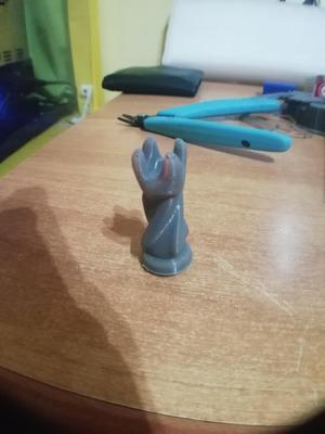 Twisted tower chess keychain dy Davide