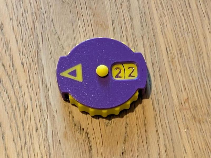 mechanical wound tracker with pin